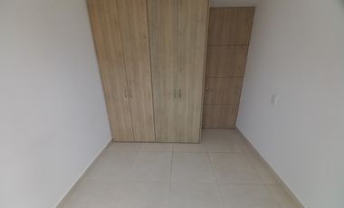 apartamento en arriendo en c.r bosque san angel piso 11. Cod A13742