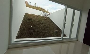 Cluster cantik rumah nuansa villa sejuk asri di PUSAT PENDIDIKAN