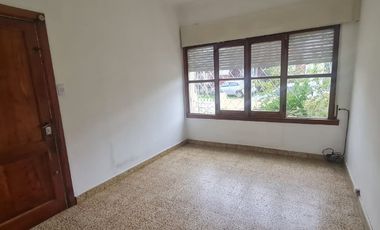 Casa en venta en Quilmes Este