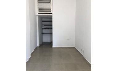 VENDO LOCAL EN PROVENZA