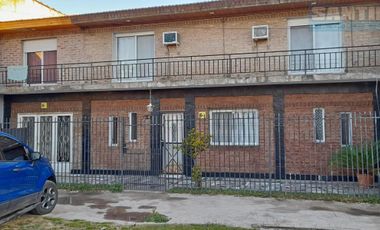 EXCELENTE CASA DE 4 AMBIENTES - G. DE LAFERRERE