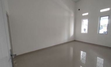 RUMAH BARU BAGUS DEKAT JALAN SRIKANDI