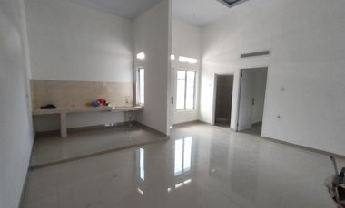 RUMAH BARU BAGUS DEKAT JALAN SRIKANDI