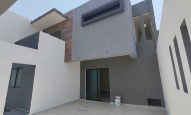 CASA EN VENTA EN ESQUINA Y RECAMARA EN P.B. COL. EJIDO PRIMERO DE MAYO NORTE