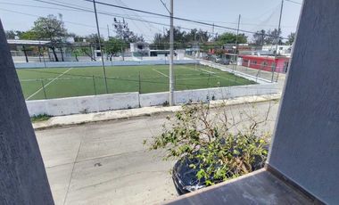 CASA EN VENTA EN ESQUINA Y RECAMARA EN P.B. COL. EJIDO PRIMERO DE MAYO NORTE