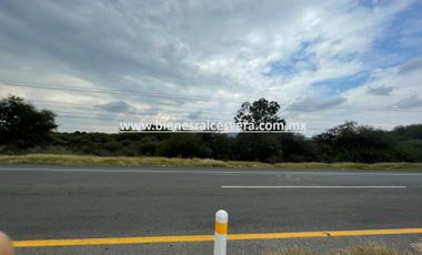 TERRENO EN VENTA EN TEQUISQUIAPAN ABRAHAM