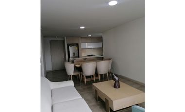 En Venta Moderno Apartamento en Pinares