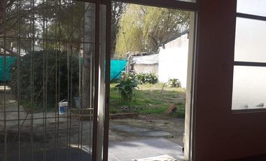 Casa tres ambientes. Barrio Camet. Mar del Plata.