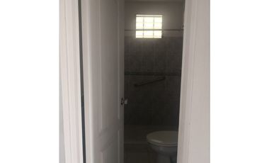 SE VENDE CASA EN VALLE DORADO