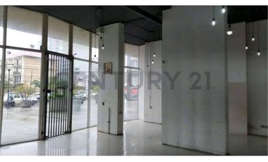 VENTA LOCAL COMERCIAL  N° 04  - AV LOS CARRERA