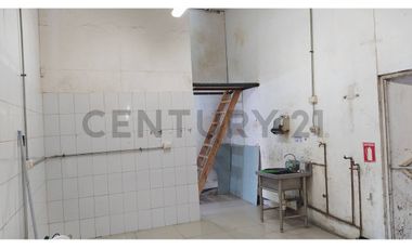 VENTA LOCAL COMERCIAL  N° 04  - AV LOS CARRERA