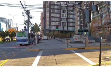 VENTA LOCAL COMERCIAL  N° 04  - AV LOS CARRERA