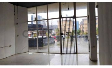 VENTA LOCAL COMERCIAL  N° 04  - AV LOS CARRERA