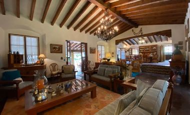 VENTA DE RESIDENCIA DE UN NIVEL