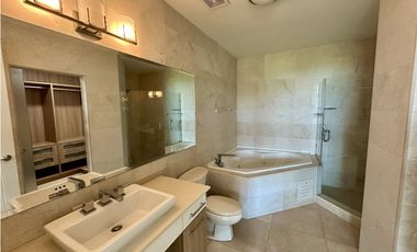 Venta Hermoso Apartamento En Playa Bonita, PH Casa Bonita