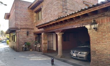 Casa en venta en Club de Golf Los Encinos
