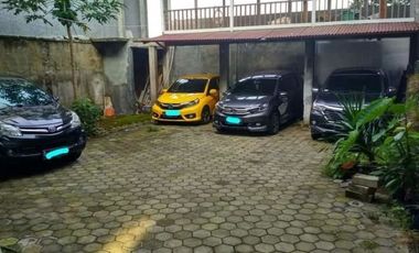 HARGA MURAH ! Rumah Strategis Dekat Alun-Alun Cimahi