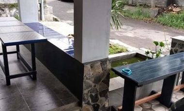 HARGA MURAH ! Rumah Strategis Dekat Alun-Alun Cimahi