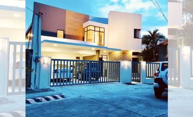 Luxury Modern 2-Story House for Sale in Cavite