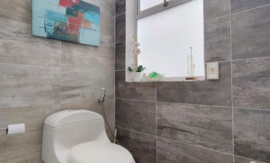 casa en venta en via bocono. Cod V28552