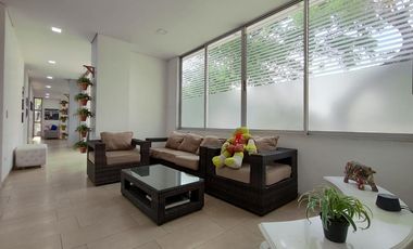 casa en venta en via bocono. Cod V28552