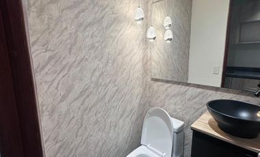 oficina en arriendo en las vegas. Cod A216144