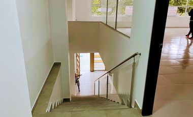edificio en arriendo en normandía. Cod A2992