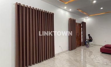 Dijual Rumah Mewah dengan View Gunung Merbabu di Nakula Salatiga 10 Menit ke Pusat Kota