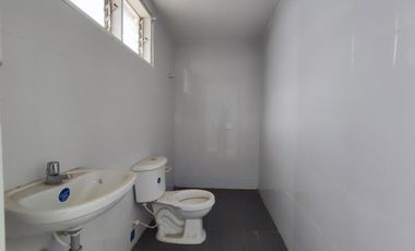 casa en arriendo en la riviera. Cod A22912