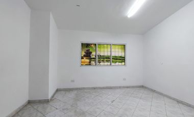 casa en arriendo en la riviera. Cod A22912