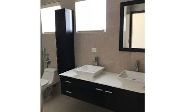 VENTA ALQUILER EN CLAYTON  SENDEROS DE CAMINO DE CRUCES MLD