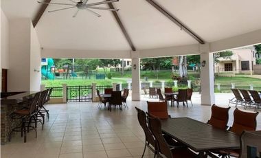 VENTA ALQUILER EN CLAYTON  SENDEROS DE CAMINO DE CRUCES MLD