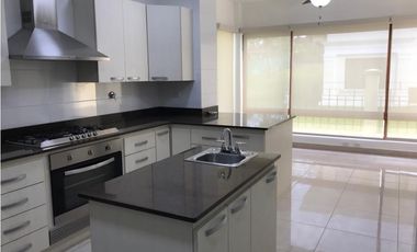 VENTA ALQUILER EN CLAYTON  SENDEROS DE CAMINO DE CRUCES MLD