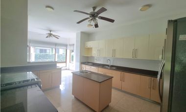 VENTA ALQUILER EN CLAYTON  SENDEROS DE CAMINO DE CRUCES MLD