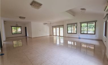VENTA ALQUILER EN CLAYTON  SENDEROS DE CAMINO DE CRUCES MLD