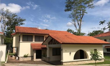 VENTA ALQUILER EN CLAYTON  SENDEROS DE CAMINO DE CRUCES MLD