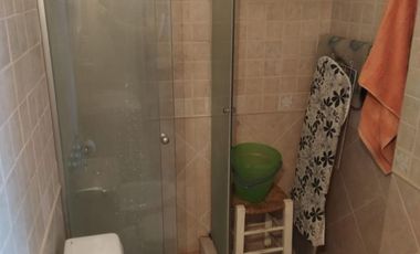DEPARTAMENTO DE 2 AMBIENTES EN ALQUILER RAMOS MEJIA SUR.-