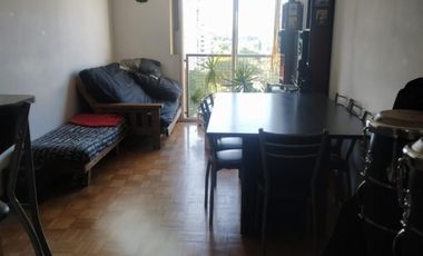 DEPARTAMENTO DE 2 AMBIENTES EN ALQUILER RAMOS MEJIA SUR.-