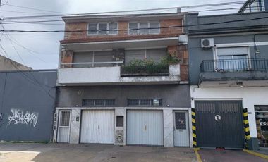 Departamento Tipo Casa en venta en Wilde Centro
