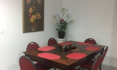 SE ALQUILAN HABITACIONES POR NOCHE DE ACOMODACION DE PAREJA Y ACOMODACION MULTIPLE, EXCELNTE UBICACION