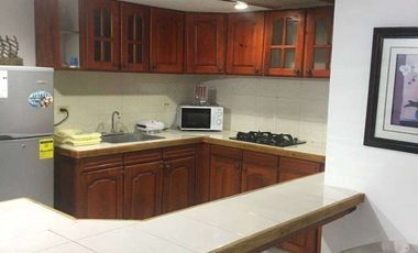 SE ALQUILAN HABITACIONES POR NOCHE DE ACOMODACION DE PAREJA Y ACOMODACION MULTIPLE, EXCELNTE UBICACION