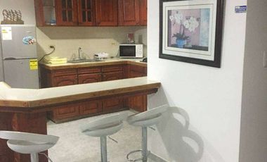 SE ALQUILAN HABITACIONES POR NOCHE DE ACOMODACION DE PAREJA Y ACOMODACION MULTIPLE, EXCELNTE UBICACION