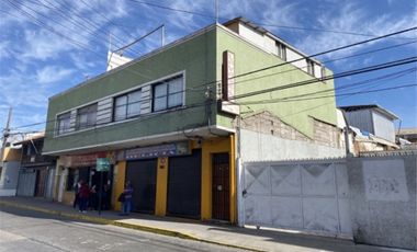 Gran local comercial con vivienda en Anibal Pinto