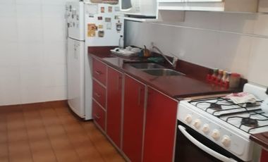 Departamento Tipo Casa en venta en Quilmes Este