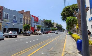 Locales Comerciales Venta AV. Saenz Peña  - CALLAO