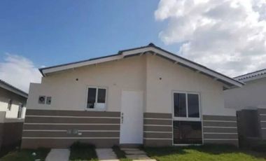 ALQUILO CASA EN ARRAIJAN PLAYA DORADA 2R