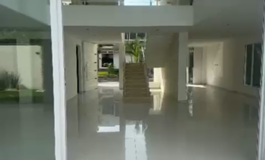 casa en arriendo en las mercedes. Cod A15861