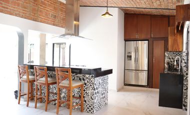 Venta residencia trapiche colima