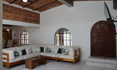 Venta residencia trapiche colima