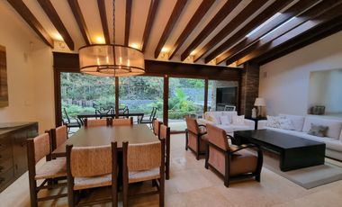 CASA EN VENTA EN AVANDARO